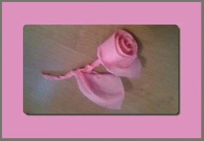 Роза из салфетки Роза из салфетки