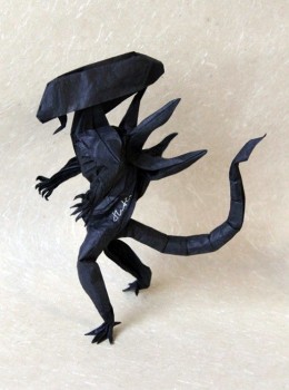 Оригами Чужой за схемой Kade Chan Оригами Чужой за схемой Kade Chan