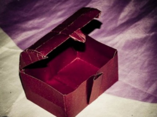 Шкатулка оригами (дизайнер Robin Glynn) Шкатулка оригами (дизайнер Robin Glynn)